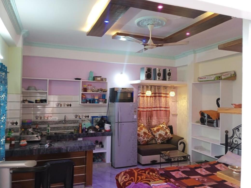 Dziire Service Apartment 하이데라바드 외부 사진